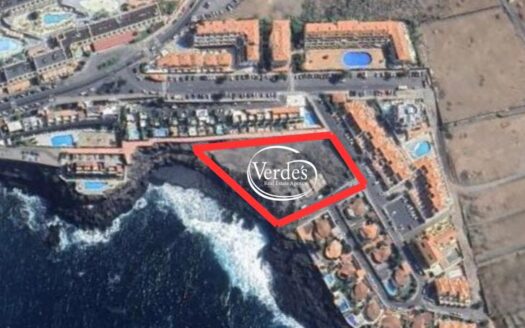 URBAN PLOT ON THE SEAFRONT IN VARADERO – GUÍA DE ISORA